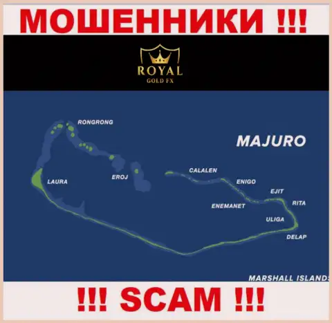 Лучше избегать работы с internet жуликами Royal Gold FX, Majuro, Marshall Islands - их официальное место регистрации